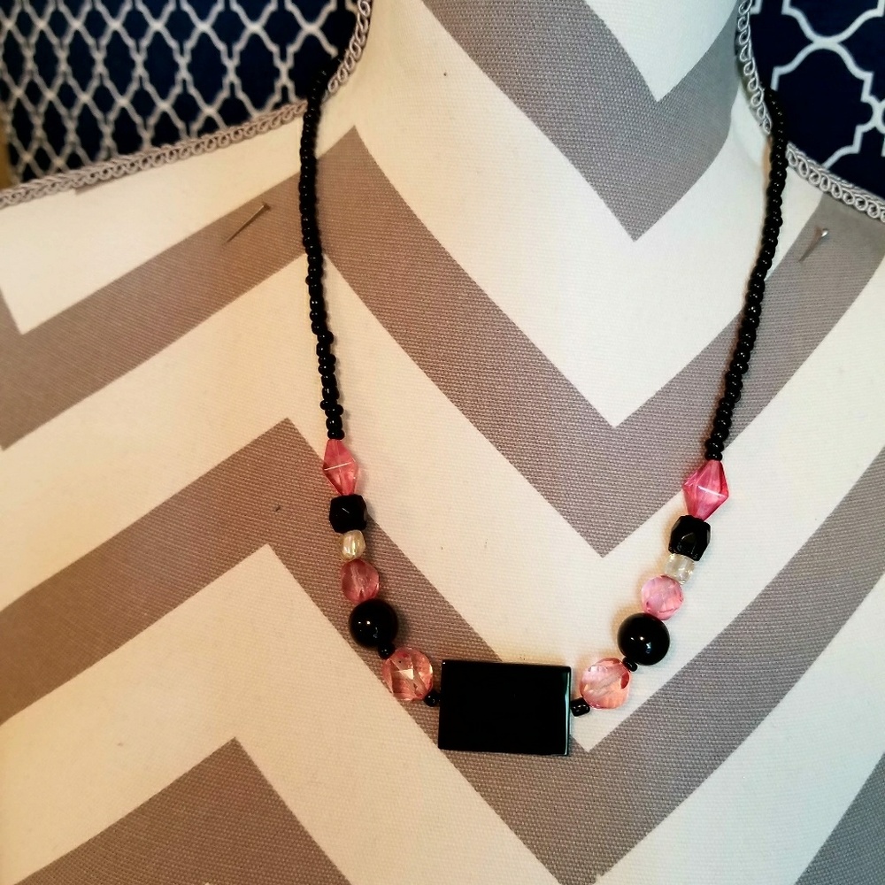 Black and pink necklace